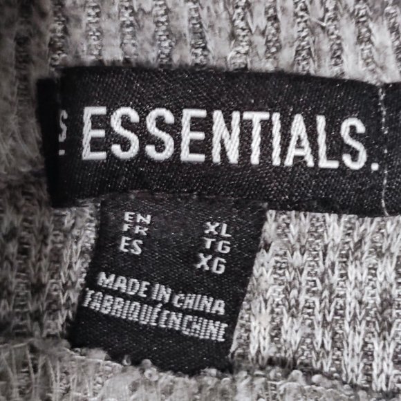 Essentials turtle neck pullover sweater size XL - Picture 5 of 5